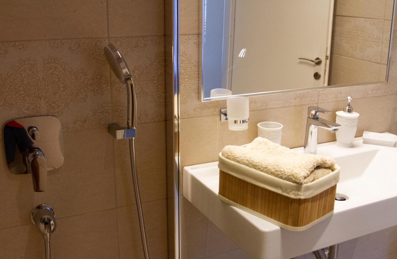 Antonis Apartments Касиопи Екстериор снимка